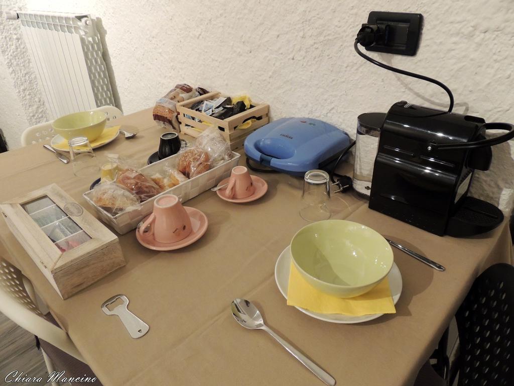 Hotel La Casa Del Colonnello Vercelli Zewnętrze zdjęcie