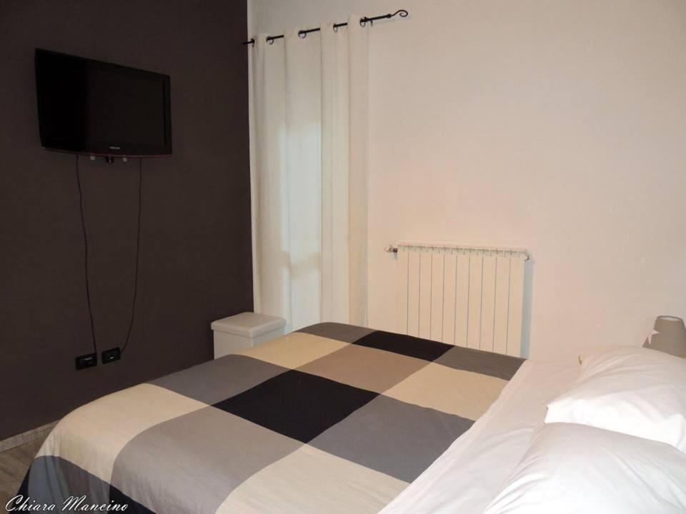 Hotel La Casa Del Colonnello Vercelli Zewnętrze zdjęcie