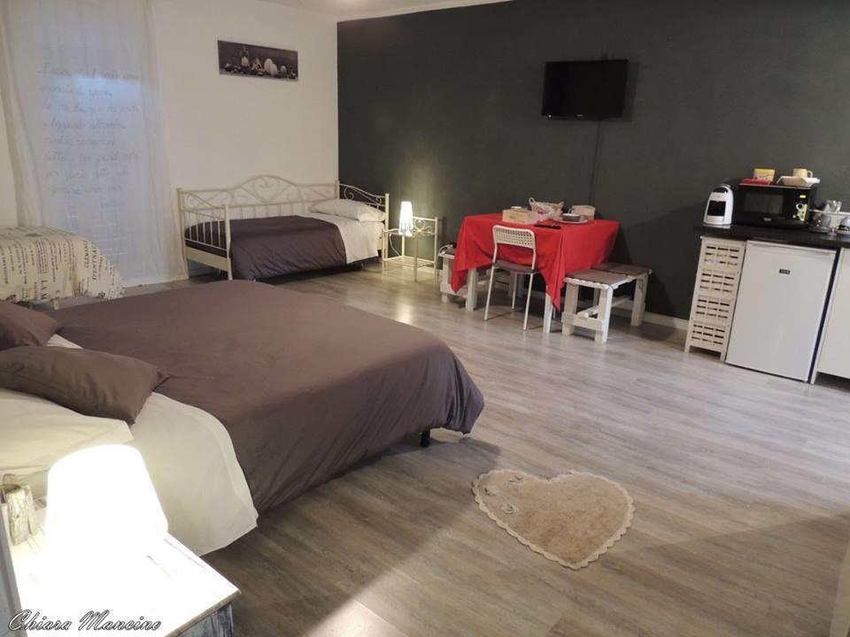 Hotel La Casa Del Colonnello Vercelli Zewnętrze zdjęcie